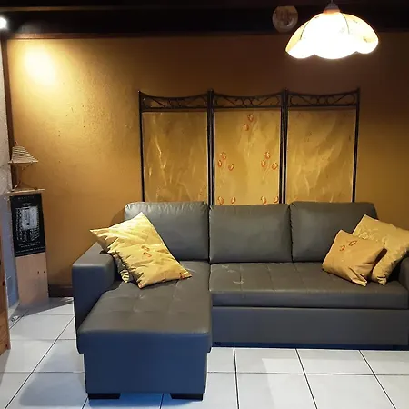 In La Chapelle With Garden בית נופש בה-לה-בה